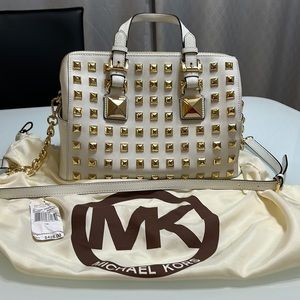 Stunning Michael Kors handbag